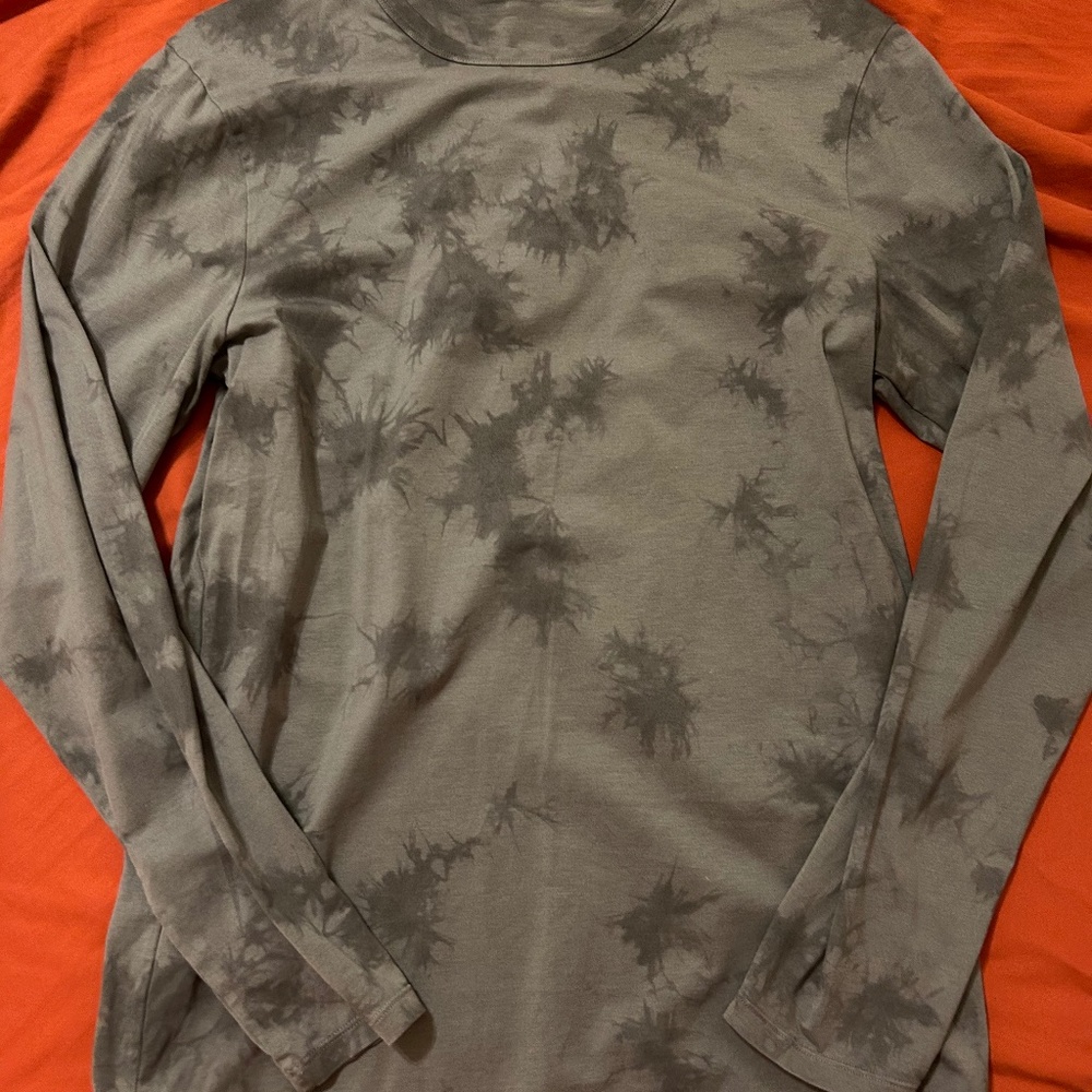 lululemon fundamental long sleeve